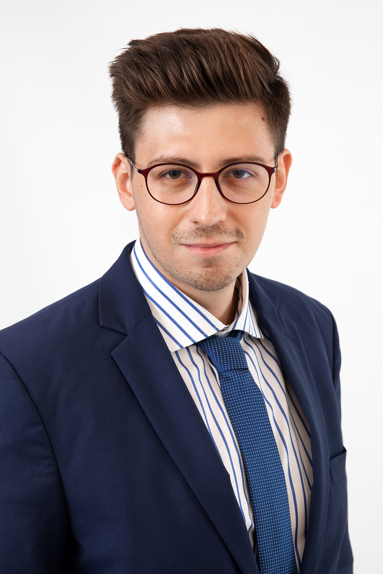 CATALIN V.