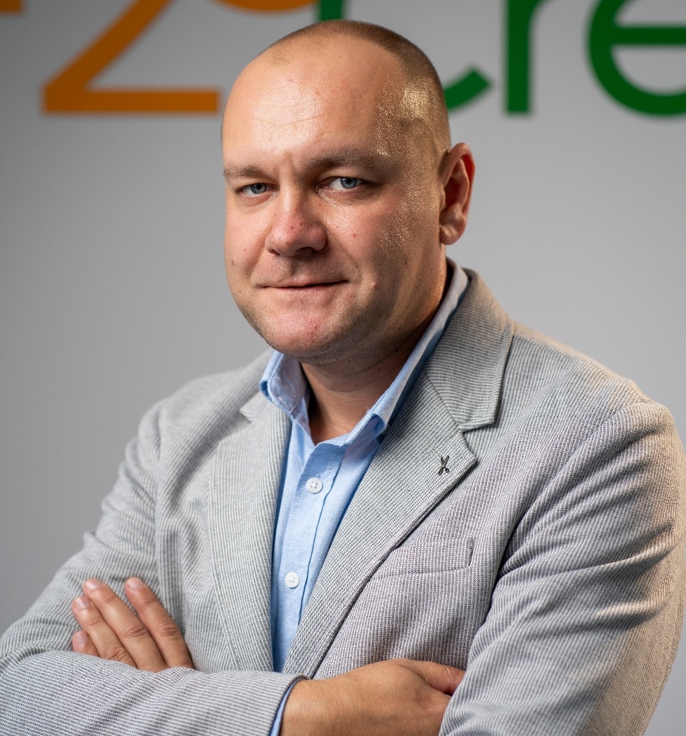 Mircea S.