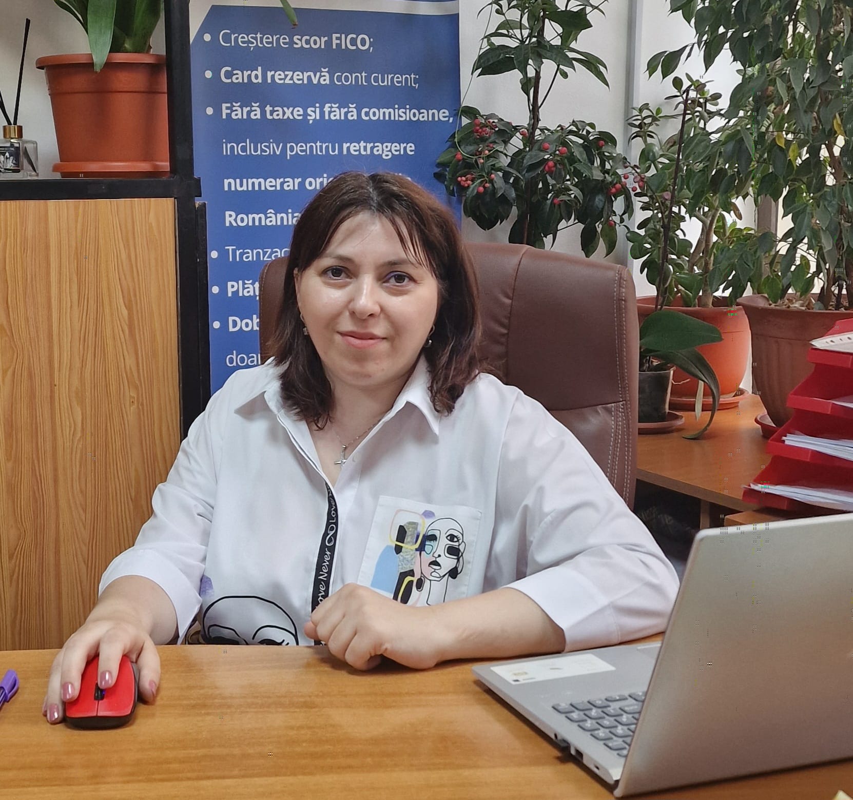 Nicoleta S.